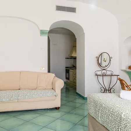 Hotiday And View Aparthotel Positano